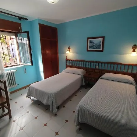 Vendégház El Castanu Cue