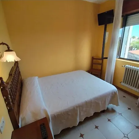 Guest house El Castanu Cue