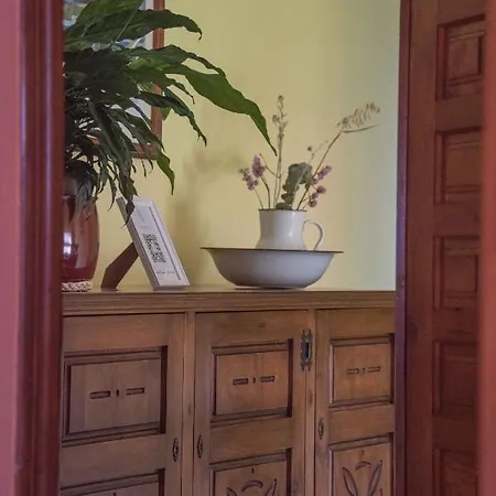 El Castanu Guest house