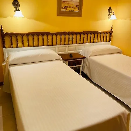 El Castanu Guest house *