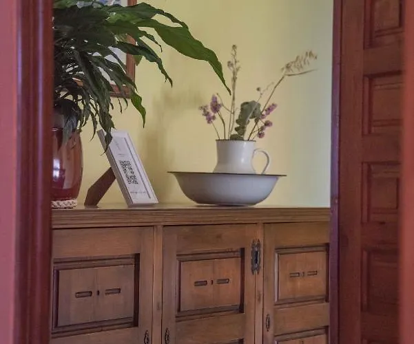 El Castañu, Pensión